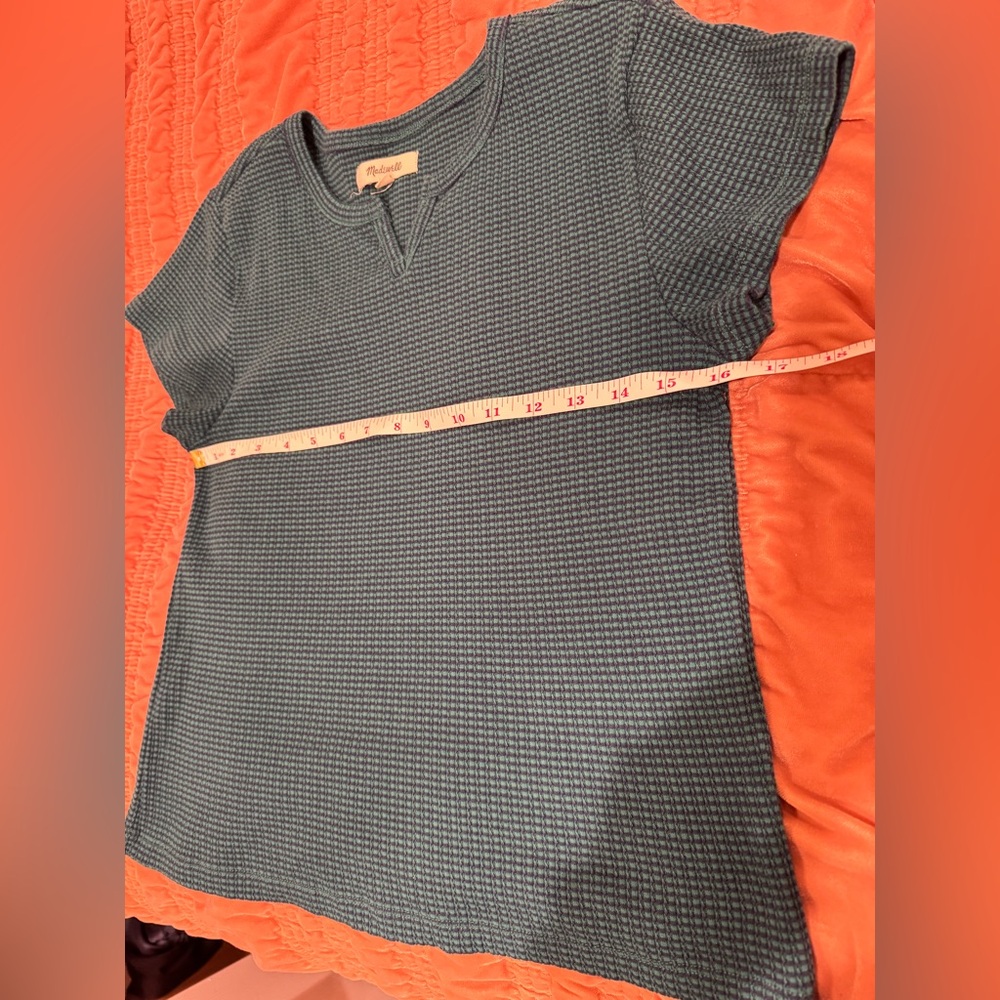 Madewell short-sleeve waffle-knit t-shirt - dark teal/green and navy color-Large - Picture 7 of 9